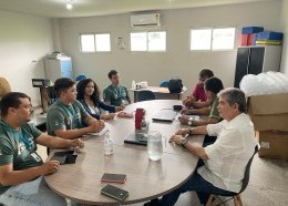 Reunião do BNB com produtores de abacaxi para tratar da retomada do financiamento ao setor